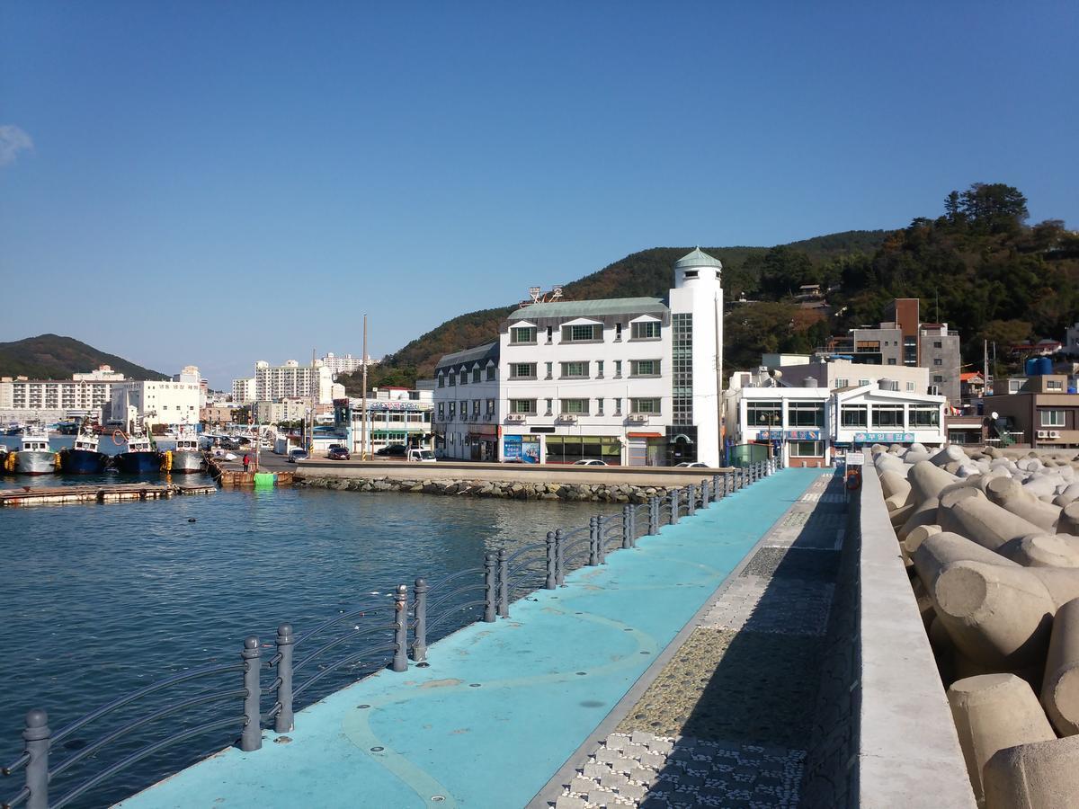 Geoje Jangseungpo Lighthouse Hotel Sodong المظهر الخارجي الصورة